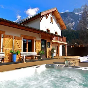  Chalet Mont Blanc Chalet