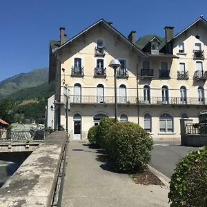 https://loc-luz-st-sauveur-1.midi-pyreneeshotels.com