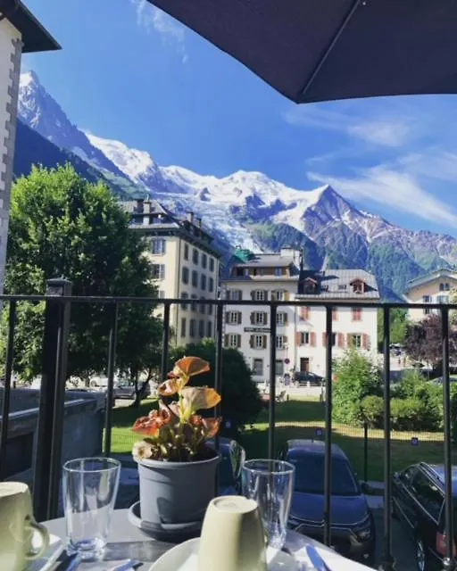 Hotel La Verticale ex hôtel du Louvre Chamonix